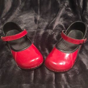 Sanita Marcelle Mary Jane clogs - girls size 13